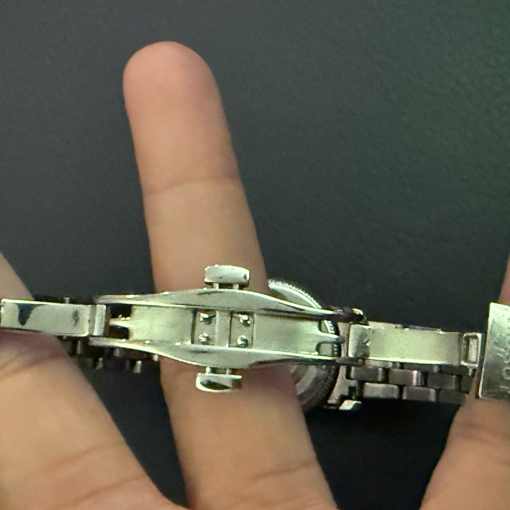 Tissot Gold and Silver Watch - Picture 5 of 15
